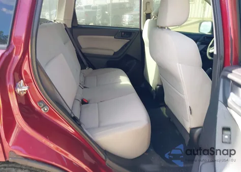 2017 Subaru Forester 2.5I z USA, uszkodzony, nr VIN JF2SJAAC1HG454119